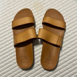 Reef sandles size 8